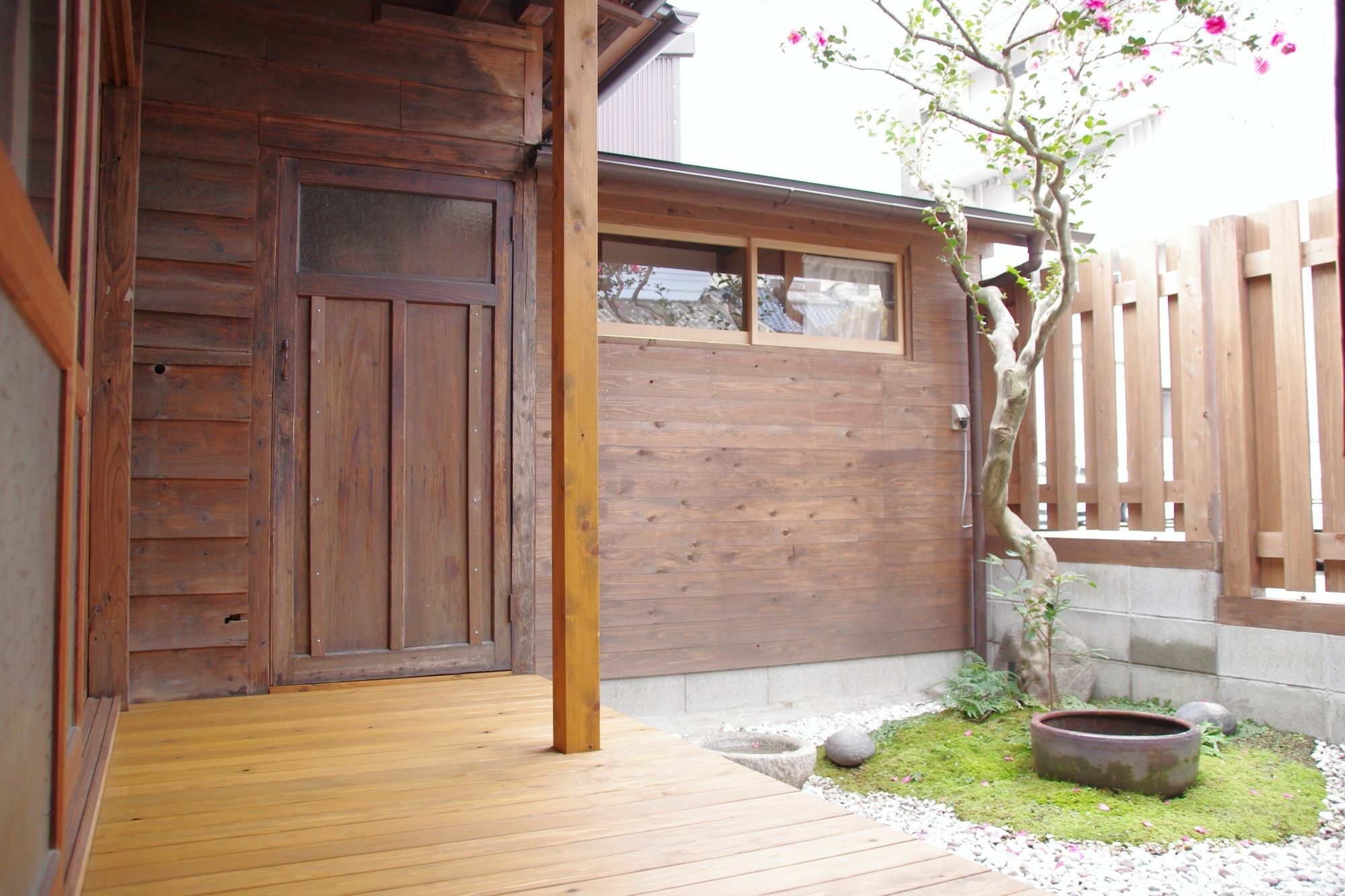 Harborside Guest House Minato Fukuoka  Exterior foto